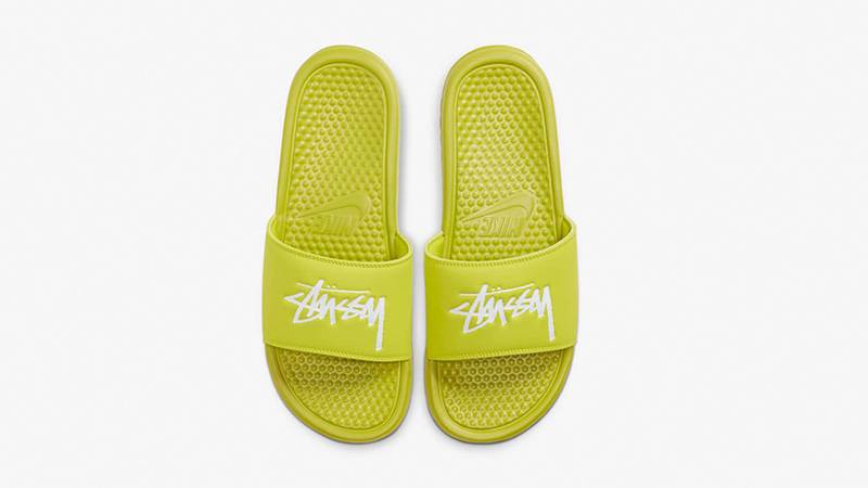 Stussy x Nike Benassi Bright Cactus CW2787-300 middle