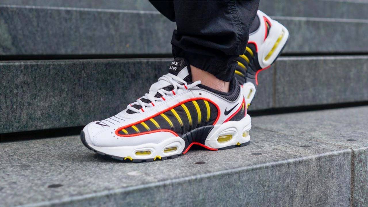 Contribuyente Trampolín Complejo The Nike Air Max Tailwind 4 "White" is Now Just £25 at Foot Locker UK! |  The Sole Supplier