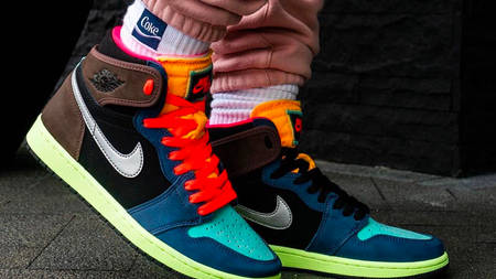 Your Best Look Yet at the Air Jordan 1 High OG "Tokyo" Your Best Look Yet at the Air Jordan 1 High OG "Tokyo"