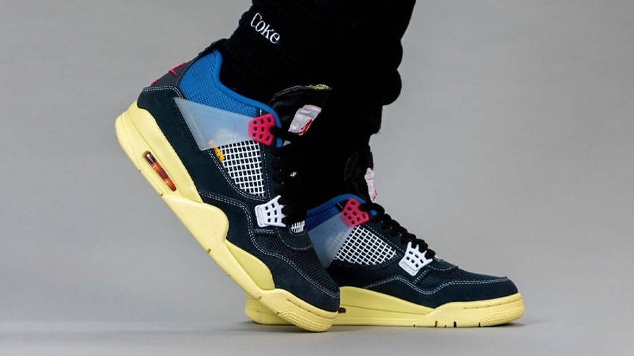 union air jordan 4 on feet