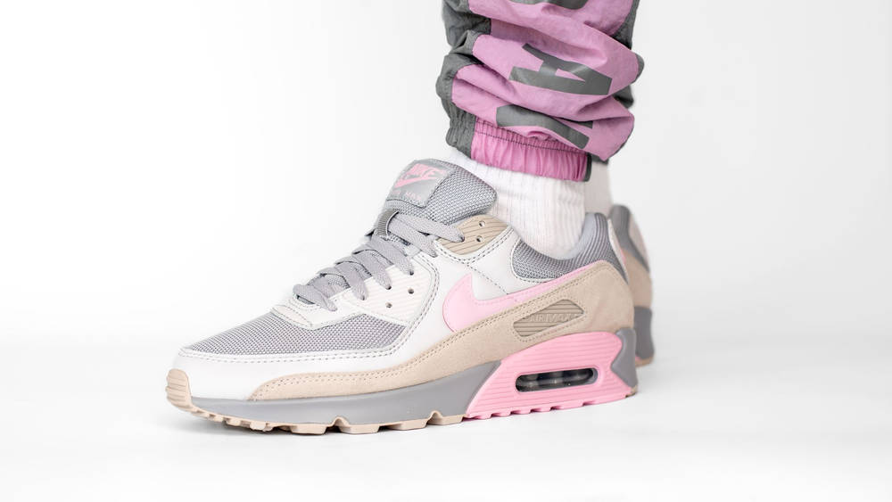 The Nike Air Max 90 "Vast Grey/Pink" is Incredibly Clean The Nike Air Max 90 "Vast Grey" is Incredibly Clean