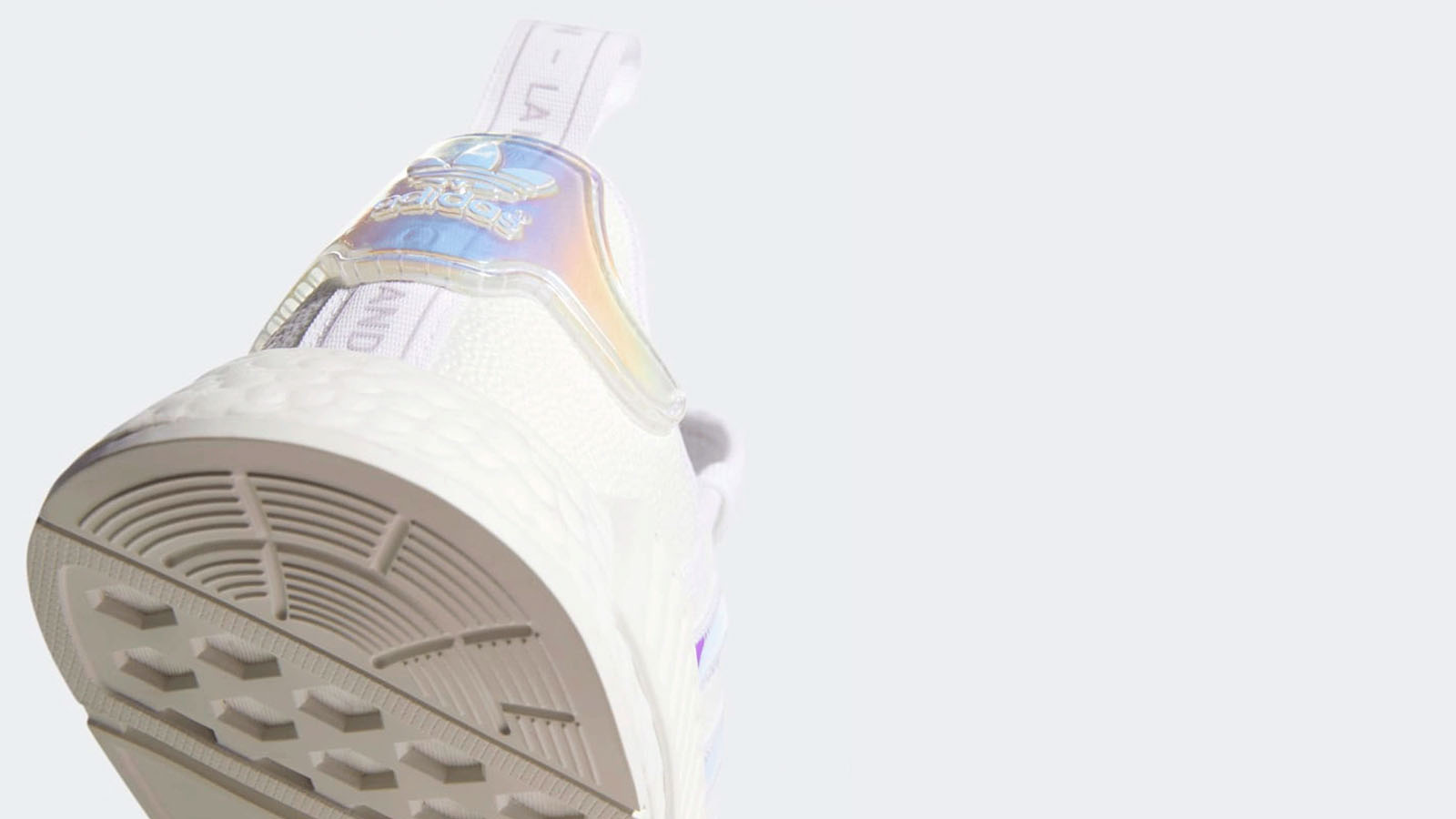 adidas nmd r1 heel shot