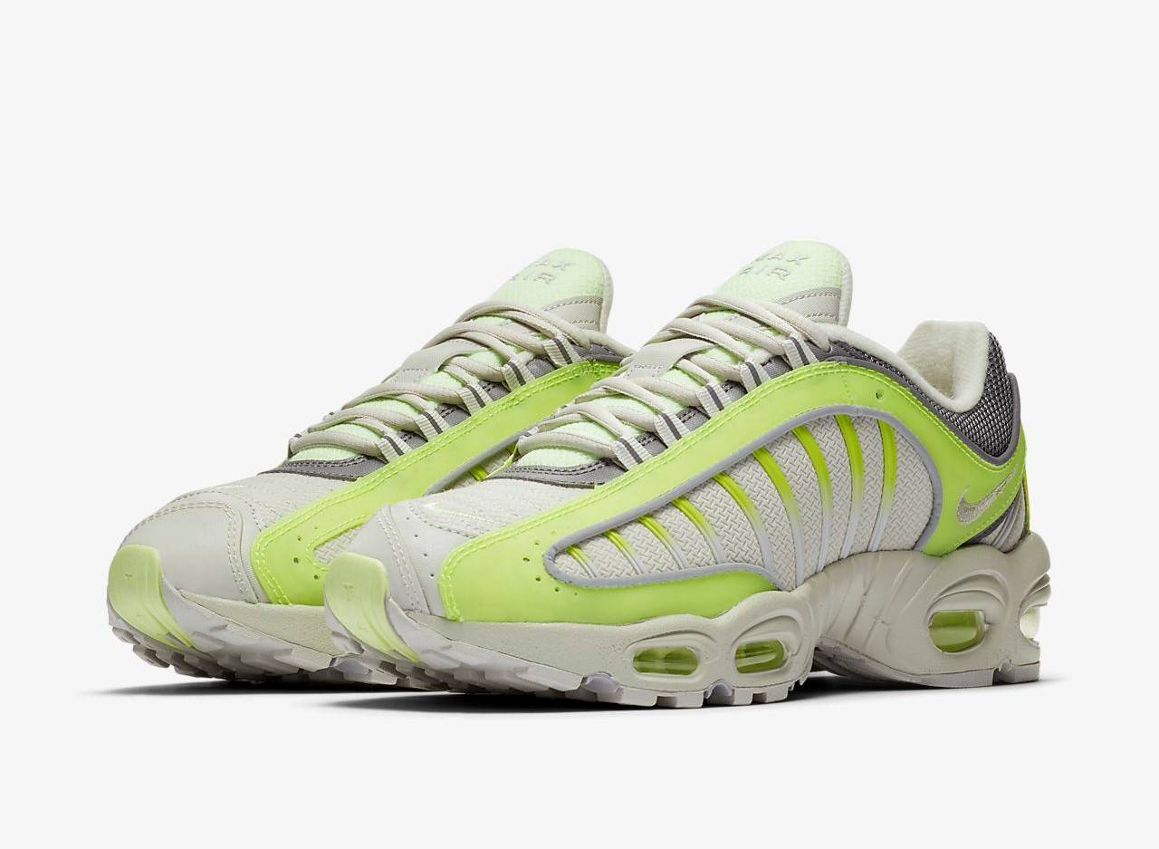 air-max-tailwind-iv-shoe-dvLmMJ