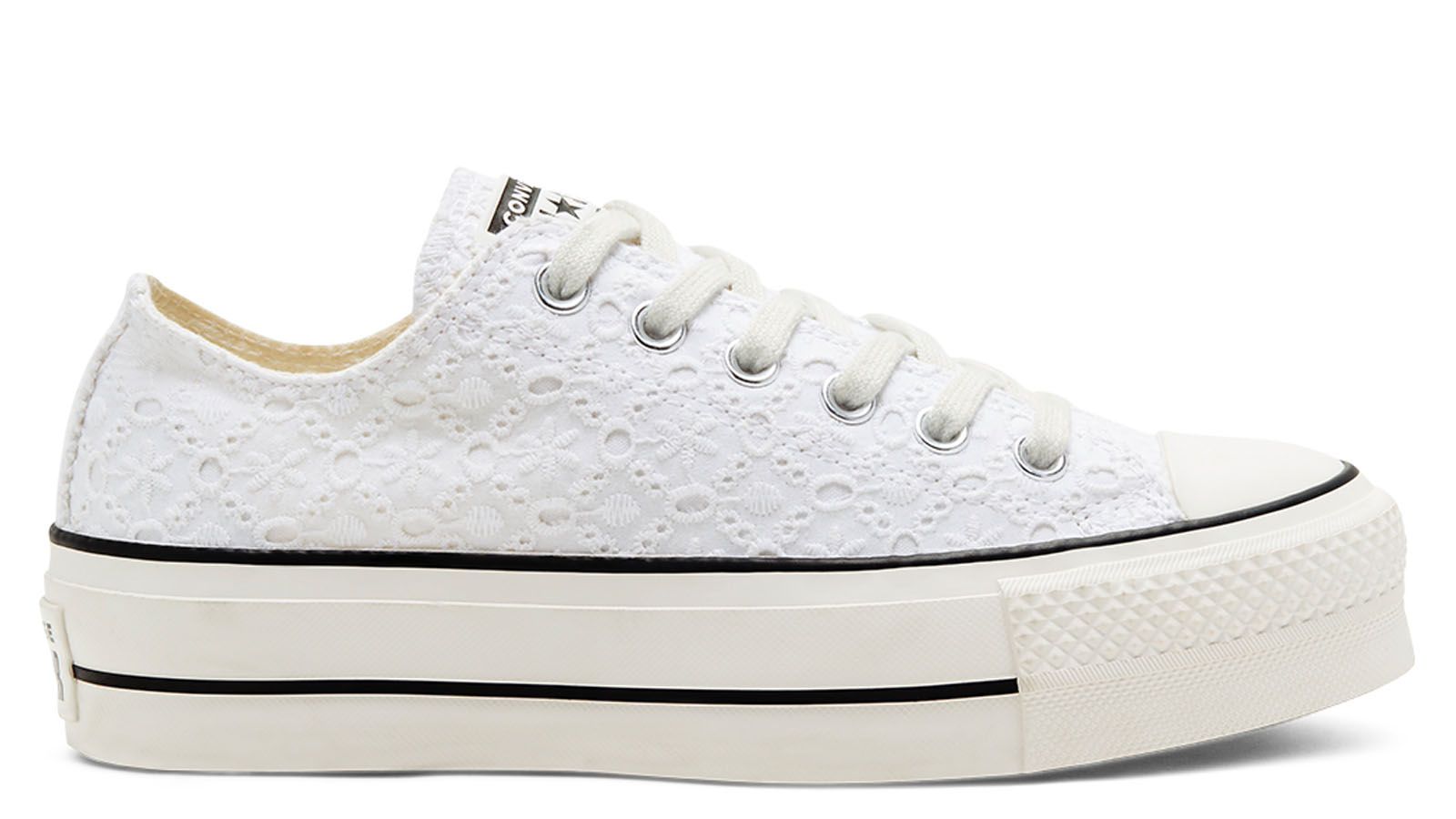 broderie converse white