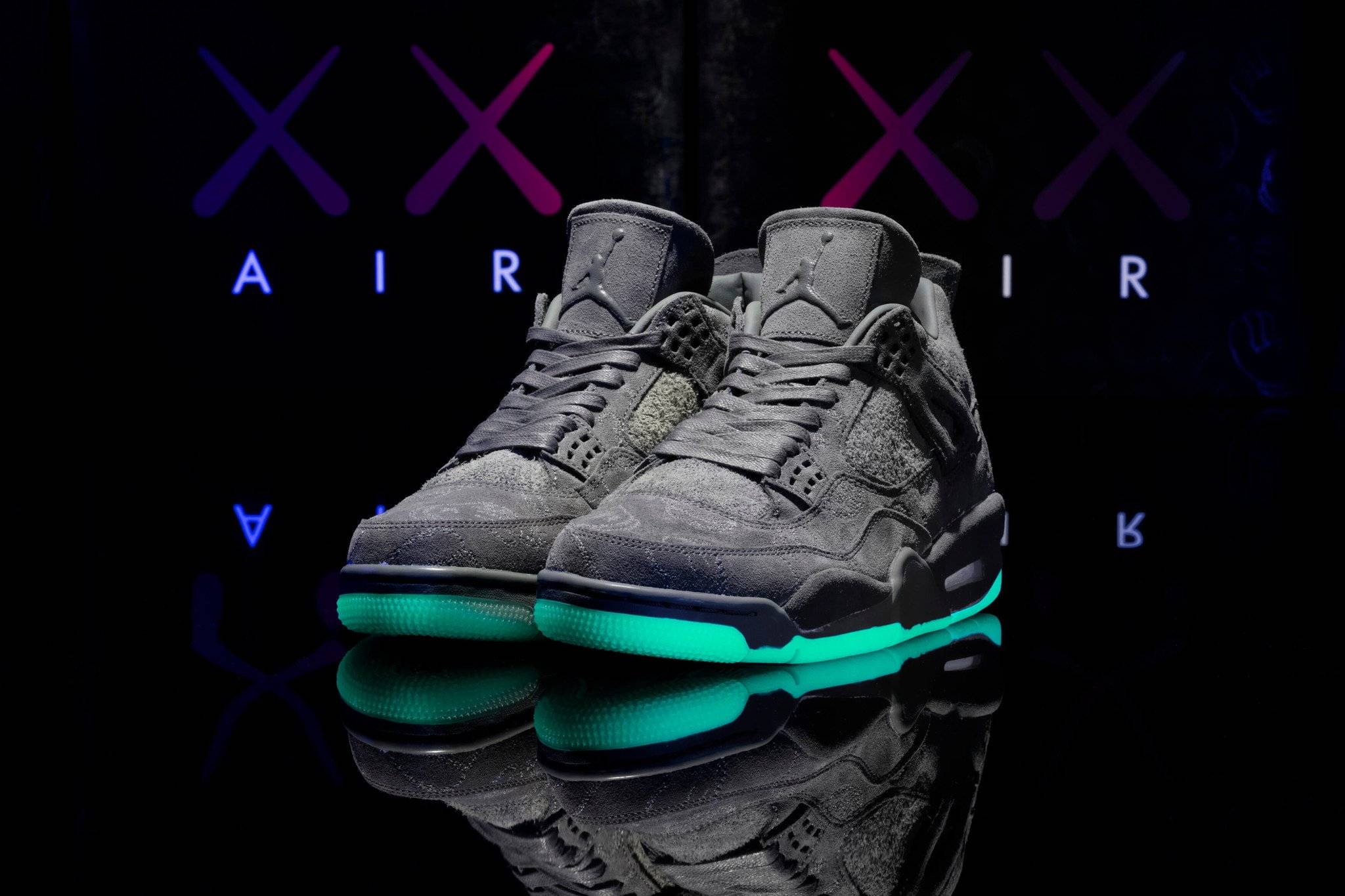 The 25 Best Jordan 4 (AJ4) Colorways of All Time 16