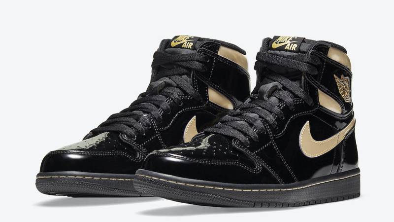 New black best sale and gold jordans