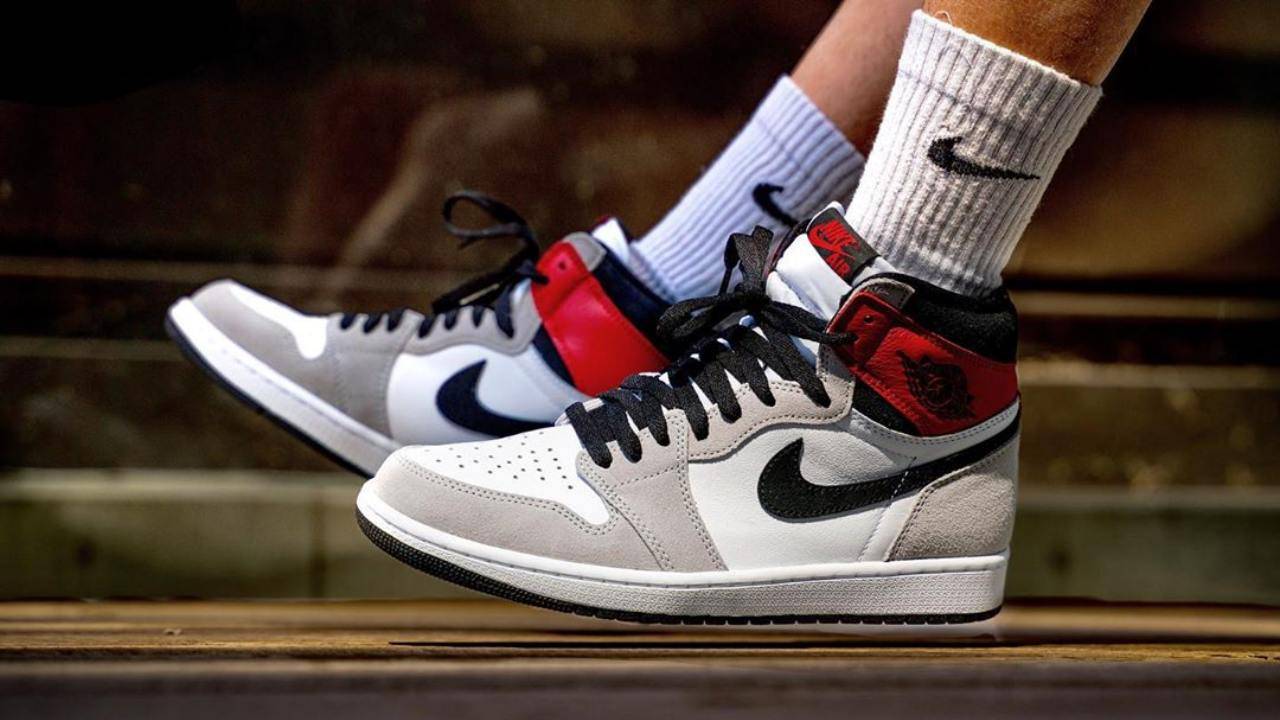 thisisdariuss Jordan 1 grey