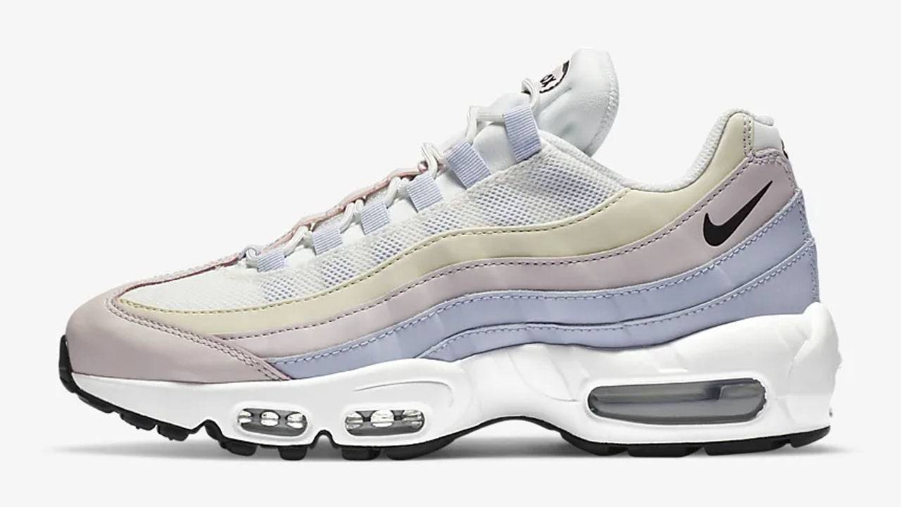 Slash 25% Off These Swoosh Sneakers, Shirts & Socks at Nike UK!