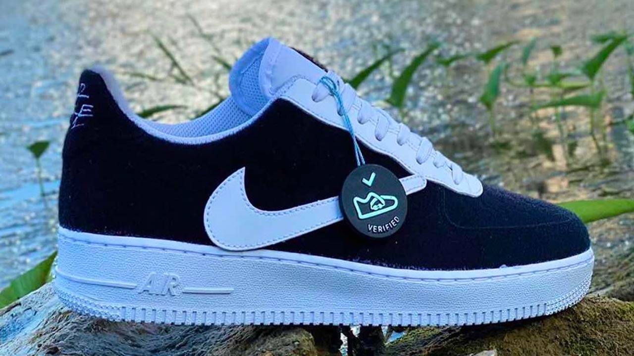 nike air force 1 velcro panels