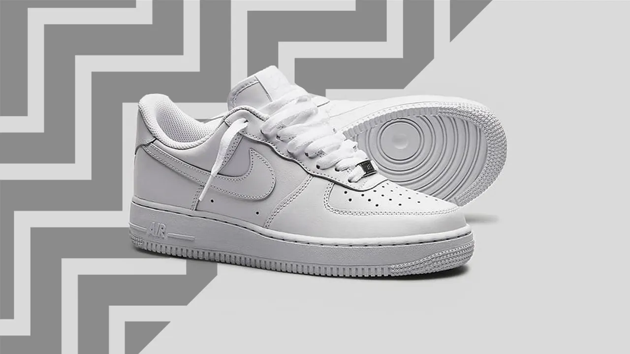 Af1 low triple white hotsell