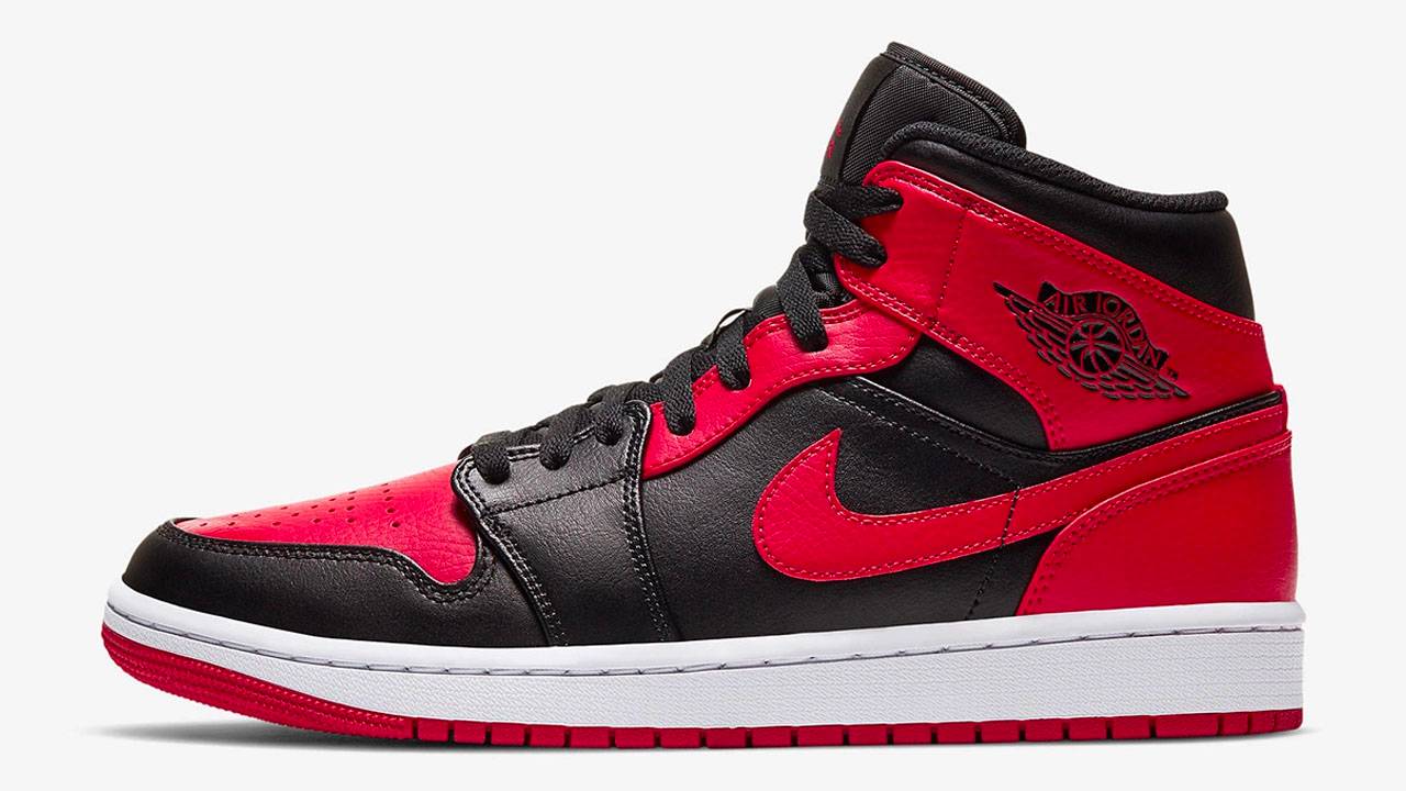 Air Jordan 1 Mid "Banned"