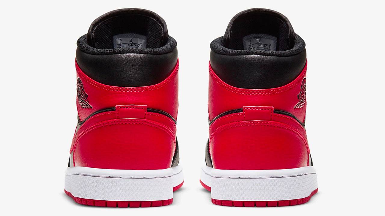 Air Jordan 1 Mid "Banned"