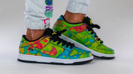 An On-Foot Look at the Civilist x Nike SB Dunk Low "Thermography" An On-Foot Look at the Civilist x Nike SB Dunk Low "Thermography"
