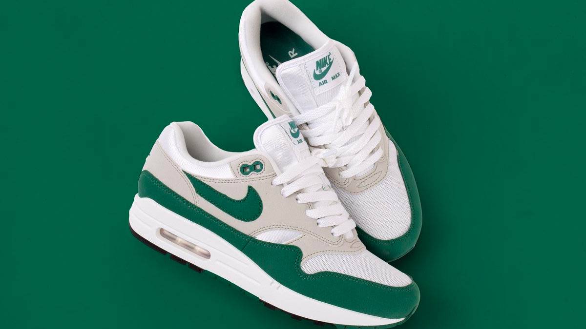 Here Are This Weekend's Hottest Sneaker Releases!