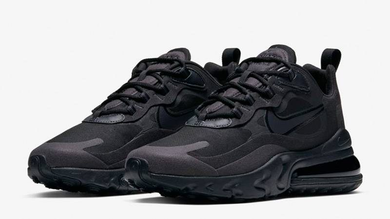 270 reacts all black