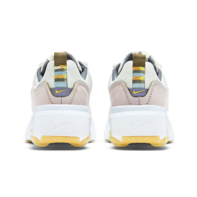 nike air max verona sneakers in light orewood brown