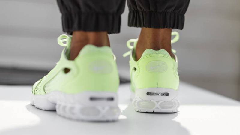 nike spiridon cage 2 barely volt