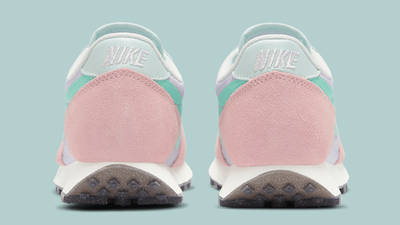 Nike Daybreak Pastel