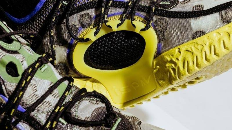 Nike ISPA Flow 2020 Olive Persian Violet On Foot Closeup