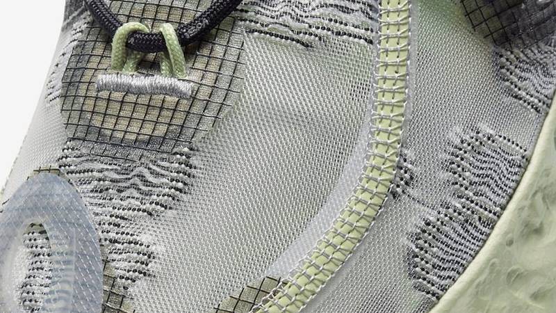Nike ISPA Flow 2020 Spruce Aura Closeup