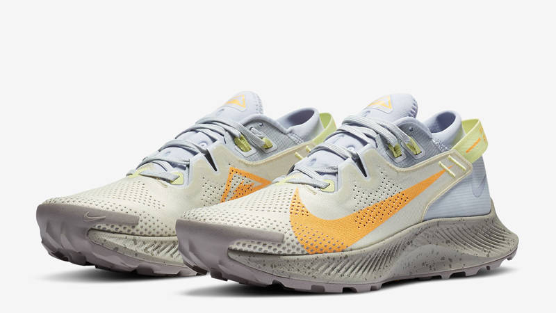 nike pegasus trail 2 yellow