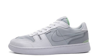 Nike Squash Type Pure Platinum Grey
