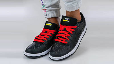 Ordered the dunk low 'Civilist' from StockX and noticed it had these  Chinese stamp on the paper does this mean they are fake?? : r/stockx