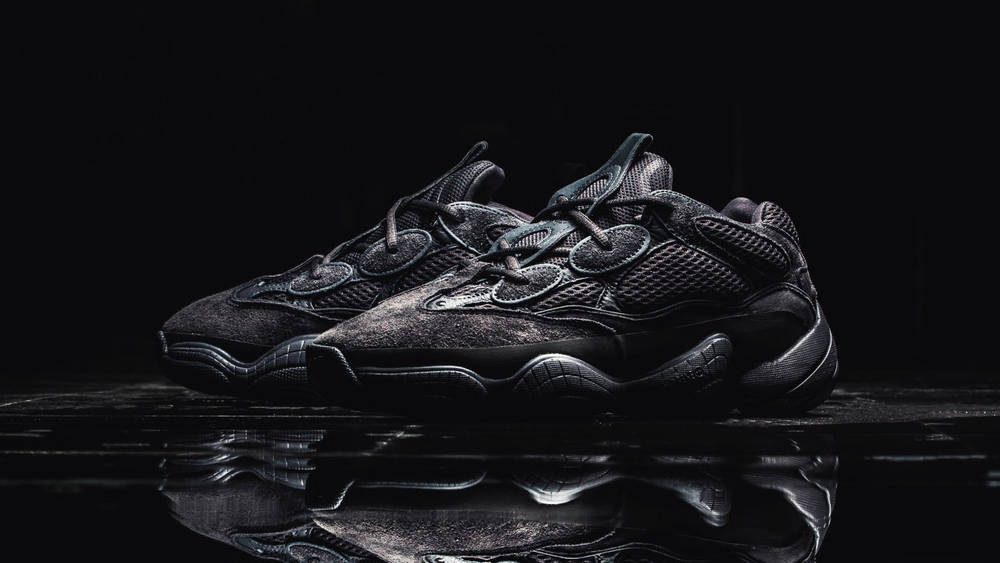 Image via 43einhalb Yeezy 500 "Utility Black"