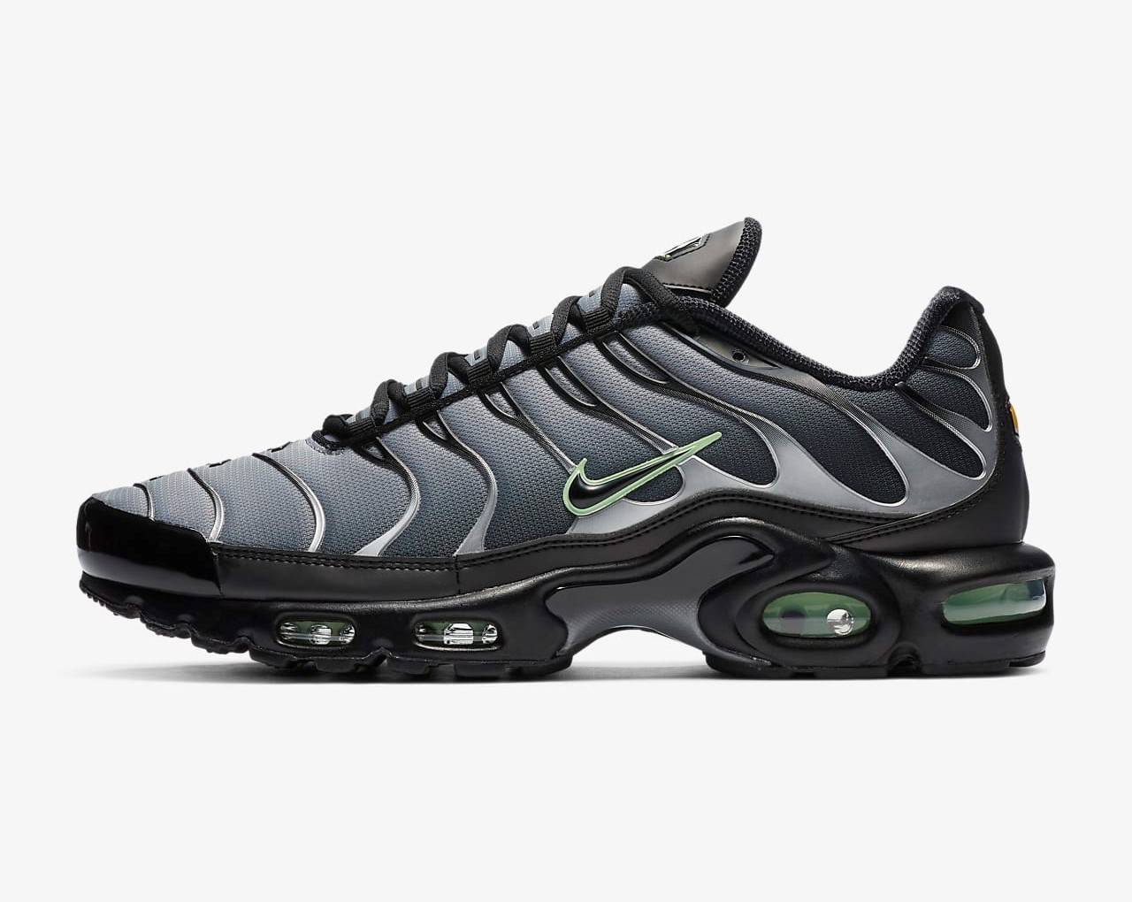air-max-plus-shoe-sL45Qh