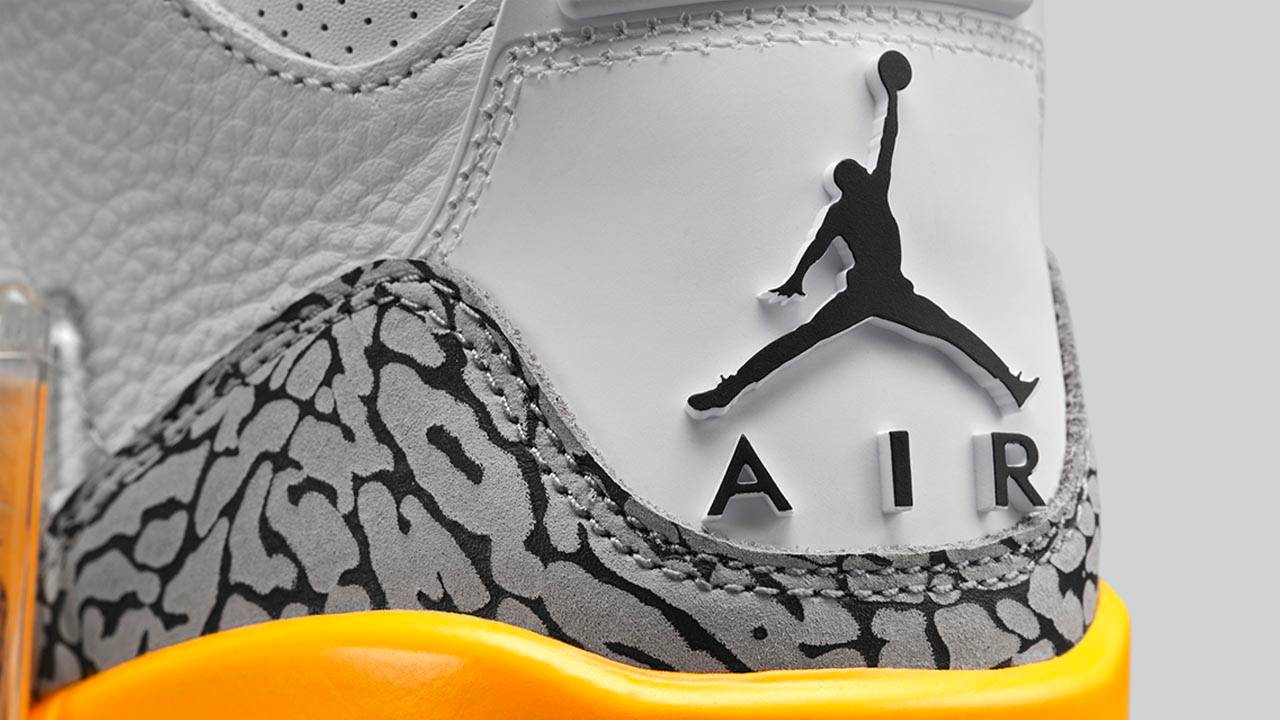 Air Jordan 3 "Laser Orange"