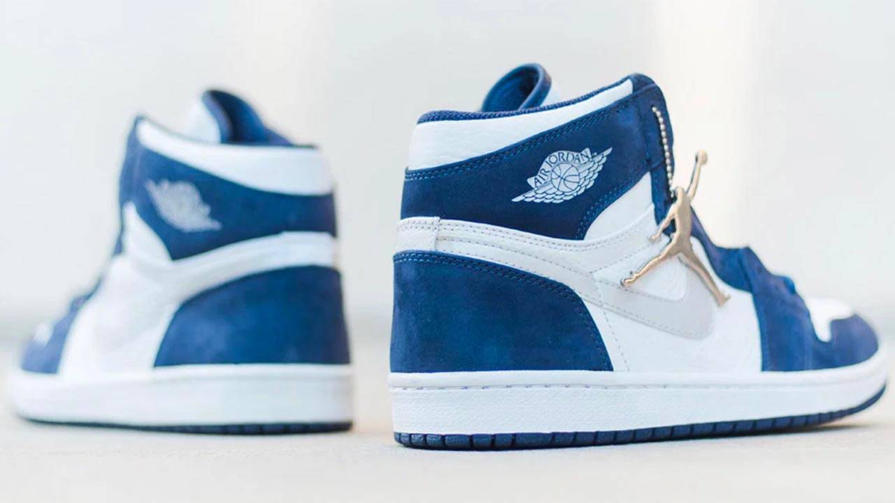 Air Jordan 1 Retro High OG "Midnight Navy"