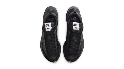 sacai x Nike VaporWaffle Black Off Noir DD1875-001 Top