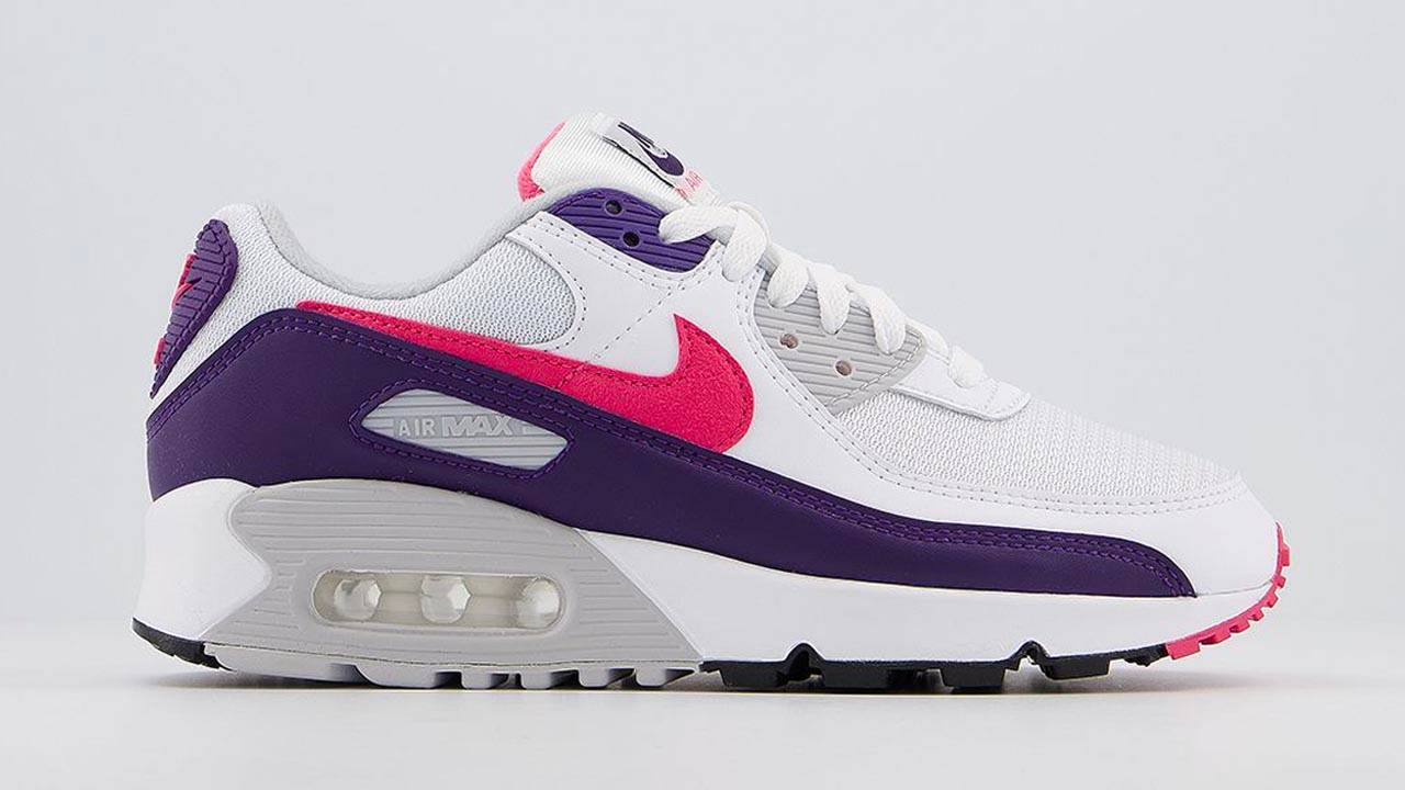 Students: Take 20% Off These 15 High Heat Sneakers at Offspring!