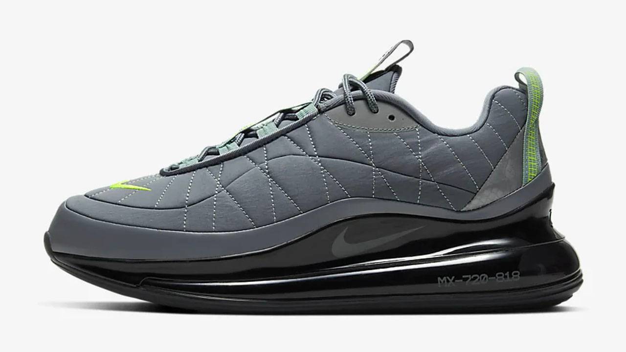 20 Swoosh Steals That You Can't Miss at Nike's End of Season Sale!