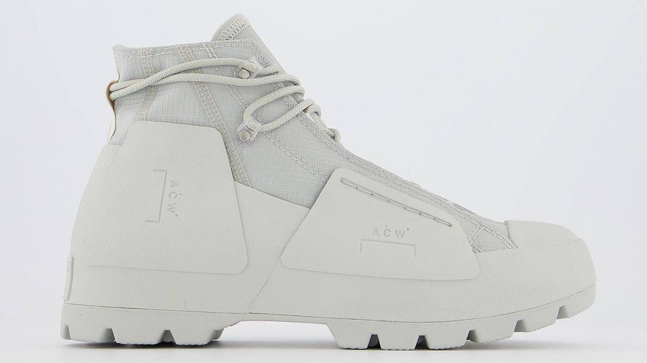 Students: Take 20% Off These 15 High Heat Sneakers at Offspring!