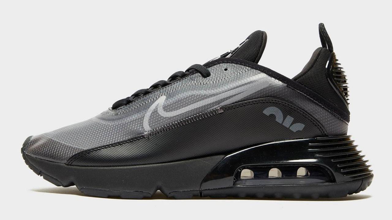 15 Ultra Stealthy "Triple Black" Trainers That You Need This Season