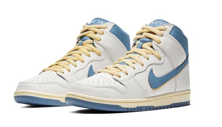 Atlas x Nike Dunk High Lost At Sea. front