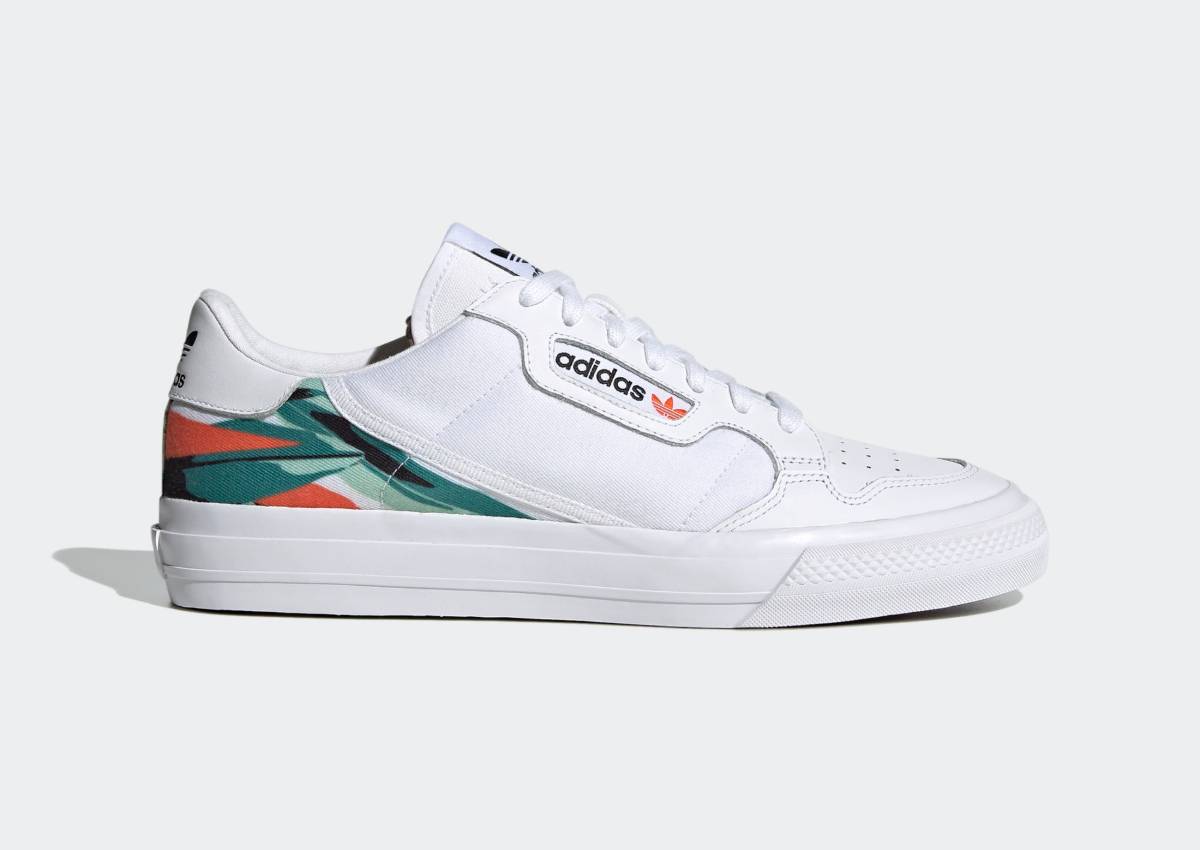 Continental_Vulc_Shoes_White_FZ3820_01_standard
