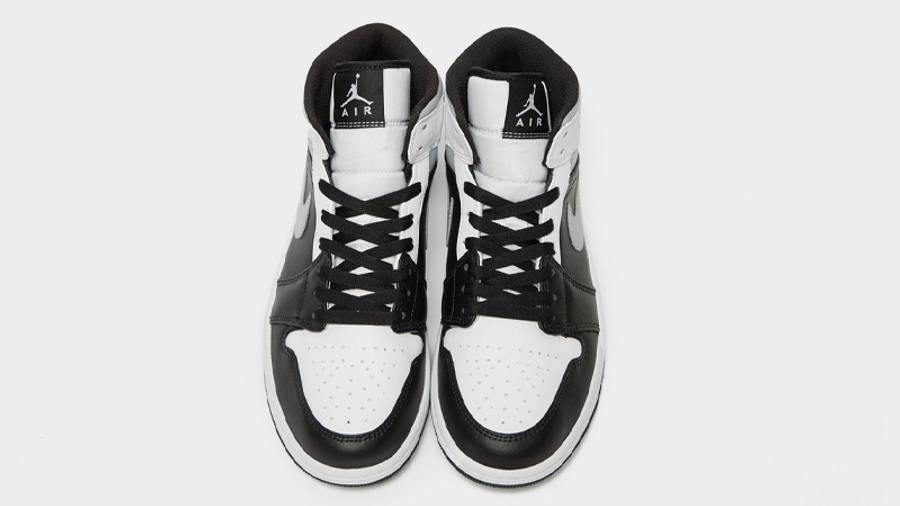 Jordan 1 Mid Black Smoke Grey | Where To Buy | 554724-073 | The Sole ...