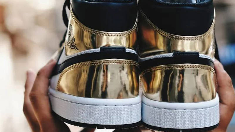 Jordan 1 deals metallic gold