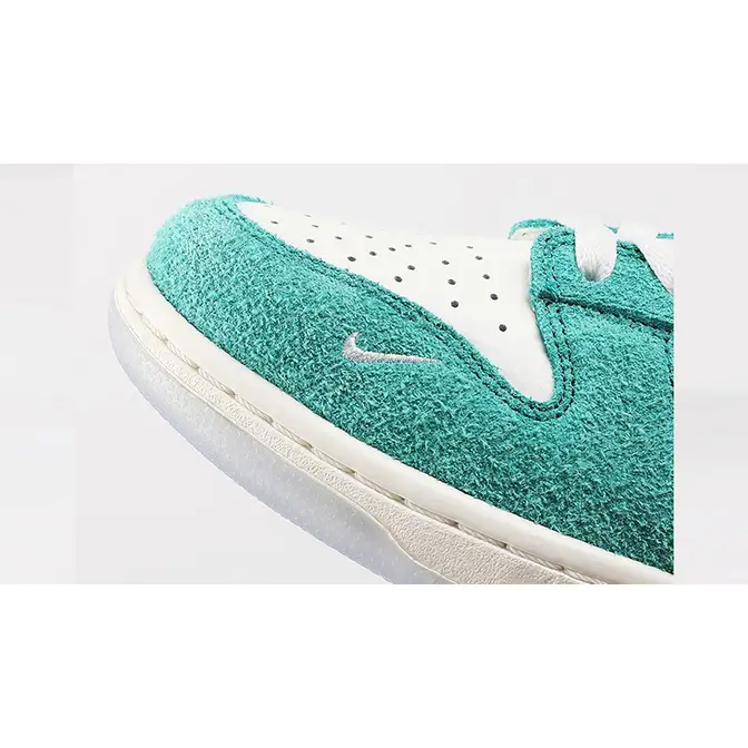 Kasina x Nike Dunk Low Road Sign | Where To Buy | CZ6501-101 | The 