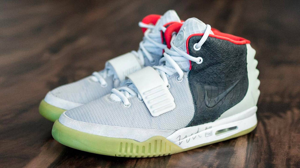 Image via englishsole Nike Air Yeezy 2 "Mismatch"