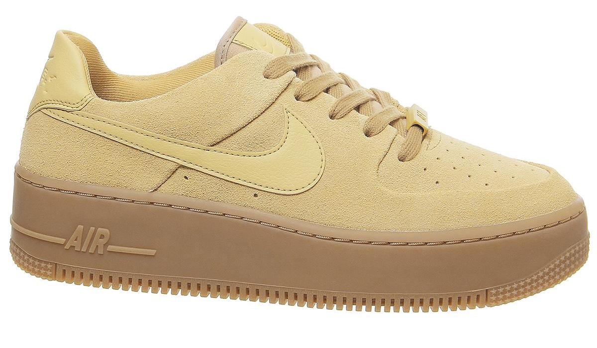 Nike Air Force 1 Sage Club Gold
