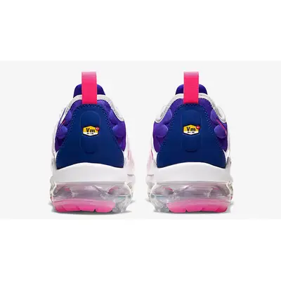 Nike air vapormax hotsell plus pink and red