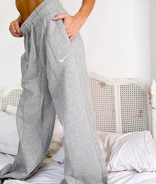 Nike High Waist Wide Leg Sweatpants Grey