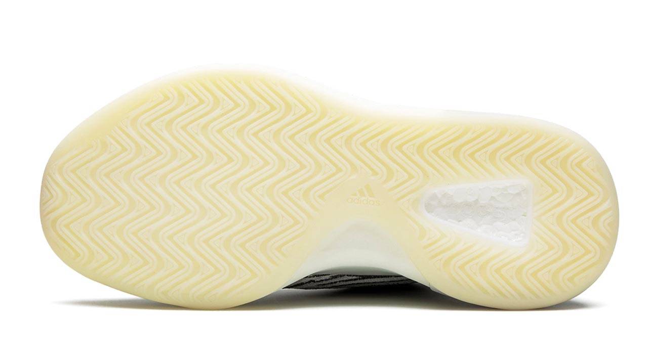 Yeezy QNTM
