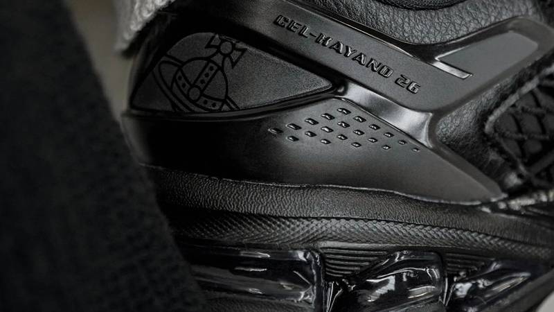 Vivienne Westwood x ASICS Gel-kayano 26 Black Closeup