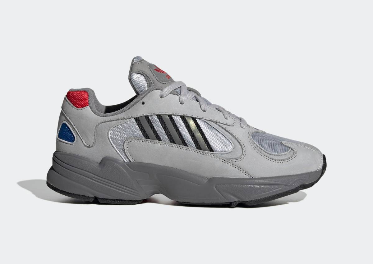 Yung_1_Shoes_Silver_FV4732_01_standard
