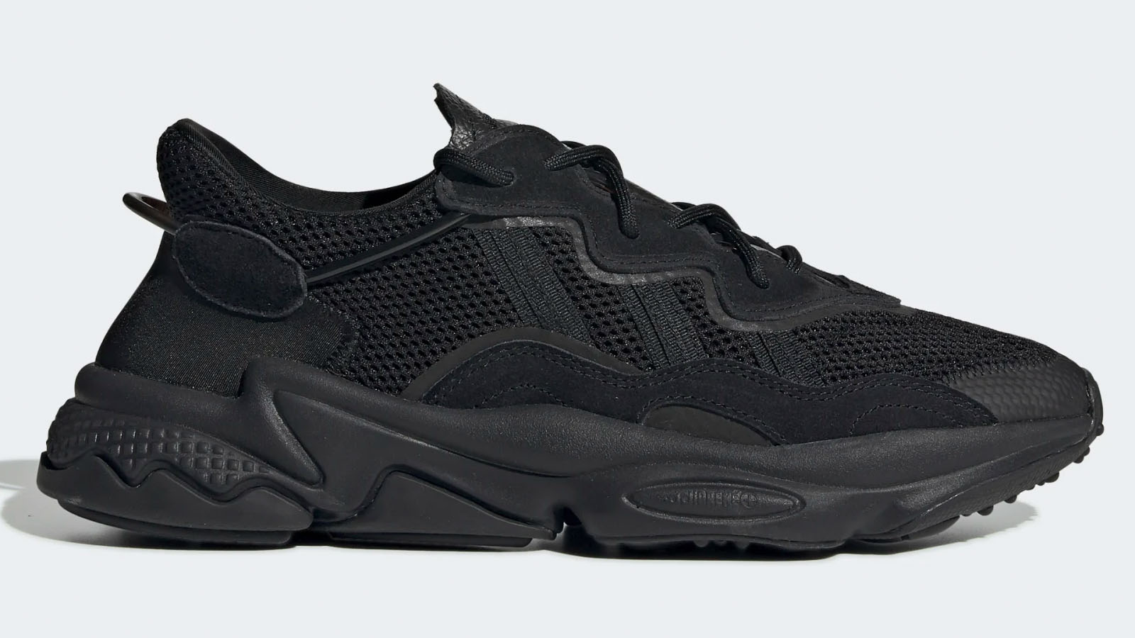 adidas ozweego triple black