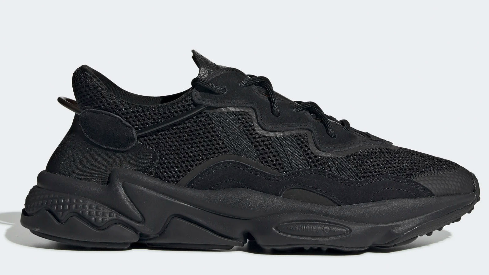 adidas triple black ozweego